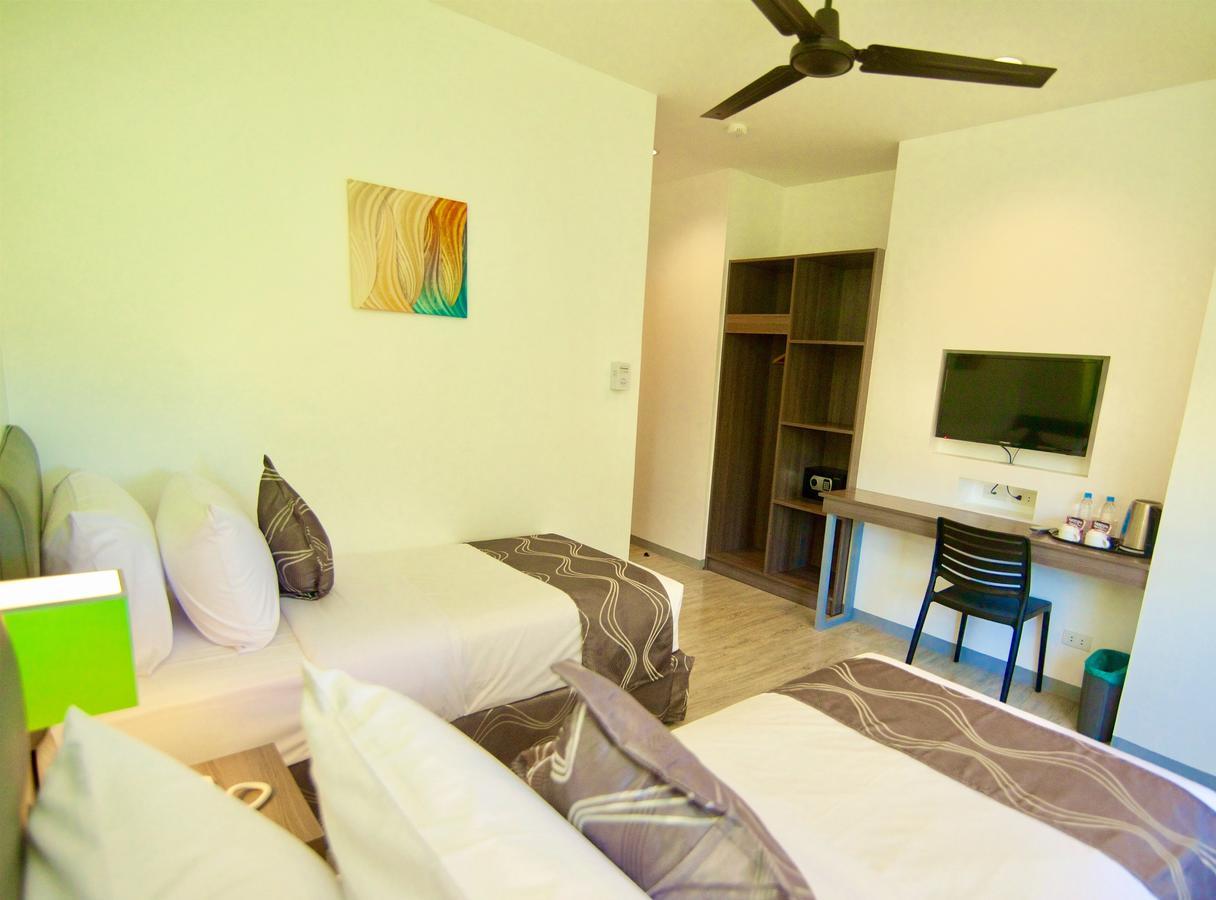 באגויו Baguio Lefern Hotel Military Cut-Off מראה חיצוני תמונה